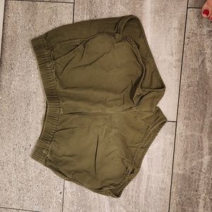Madewell olive casual shorts